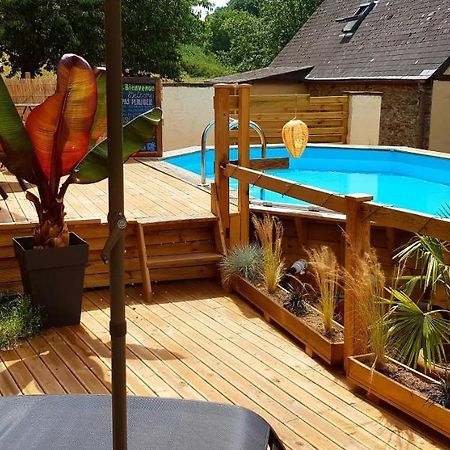 Le Vieux Moulin Gites - Detached Cottage With Garden Views And Pool Guégon Eksteriør billede