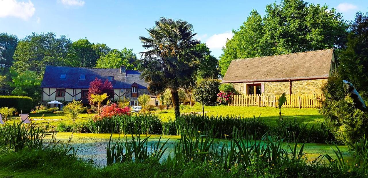 Le Vieux Moulin Gites - Detached Cottage With Garden Views And Pool Guégon Eksteriør billede