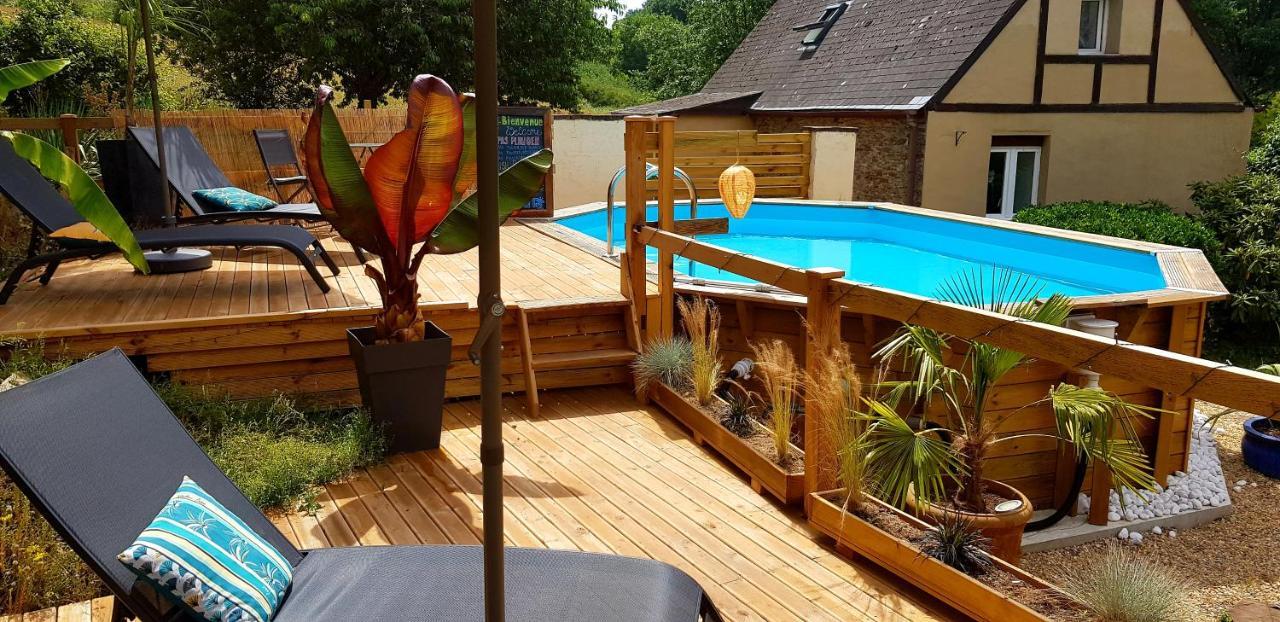 Le Vieux Moulin Gites - Detached Cottage With Garden Views And Pool Guégon Eksteriør billede