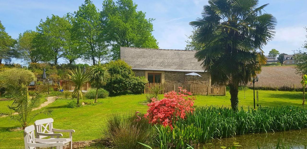 Le Vieux Moulin Gites - Detached Cottage With Garden Views And Pool Guégon Eksteriør billede